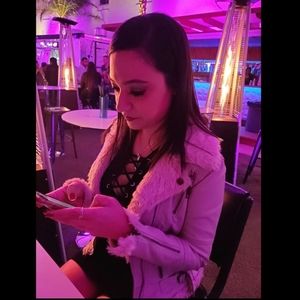 Meet your Posher, Diana